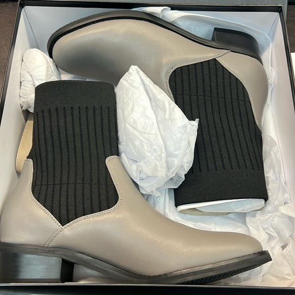 Maud Frizon Chelsea Leather Boots 38 - Picture 2 of 16